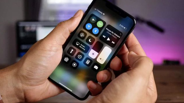 嘉荫苹果手机维修分享iPhone 12信号差怎么办 